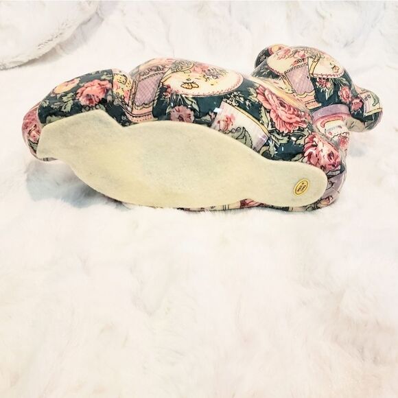 Bear - Picture 5 of 7